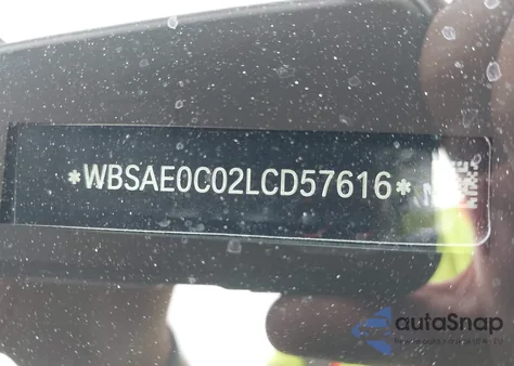 2020 BMW M8 z USA, uszkodzony, nr VIN WBSAE0C02LCD57616